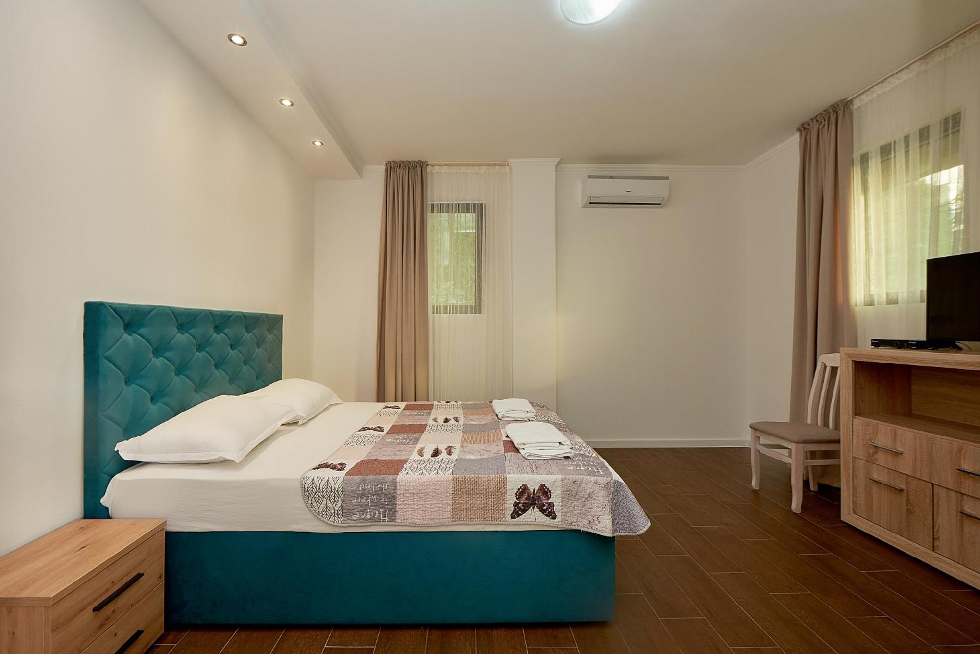 Adria Lux Apartmens 2 Sveti Stefan Luaran gambar