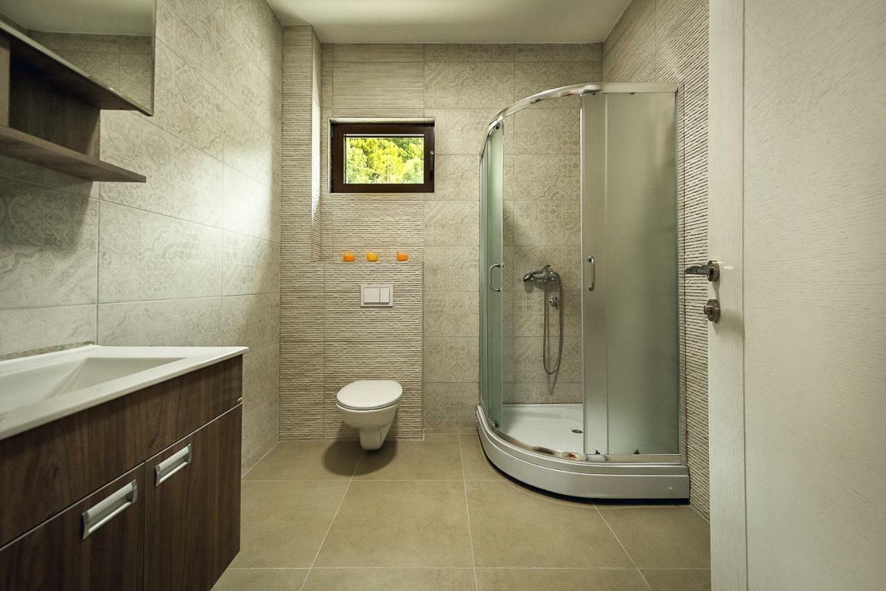 Adria Lux Apartmens 2 Sveti Stefan Luaran gambar